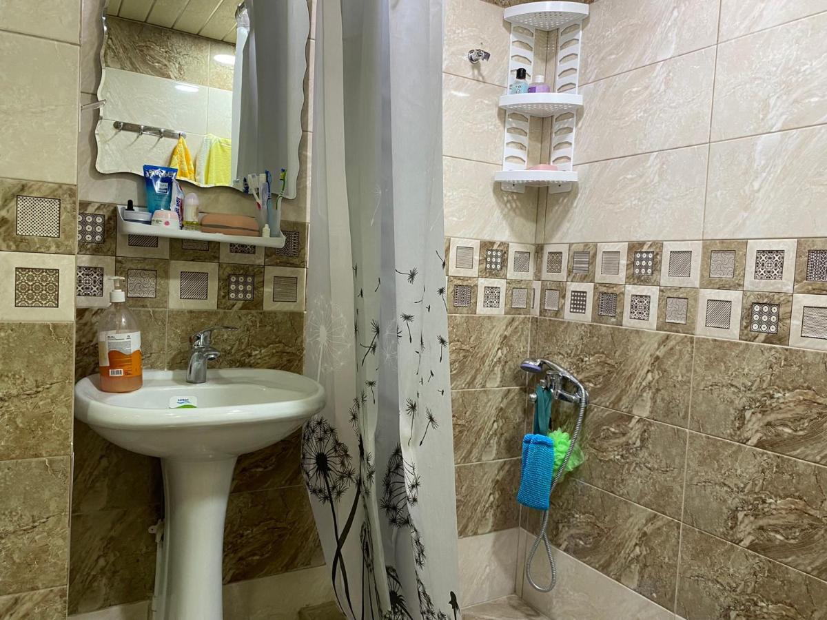 Lovely 2-Bedroom Apartment Near Ayb School Dilijan Exteriör bild